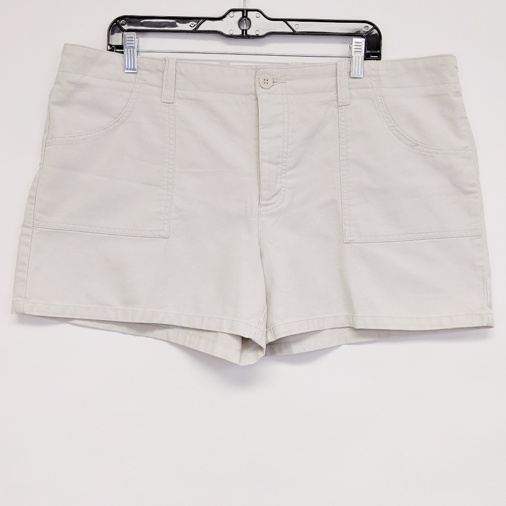 old navy | cream hi-rise cotton chino shorts sz 18
